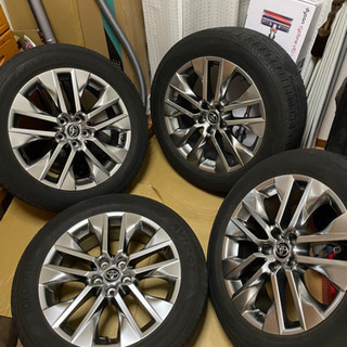 トヨタRAV-4 ＧＺパッケージ純正タイヤホイール　の画像