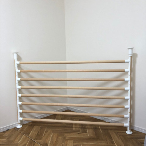 出窓の柵