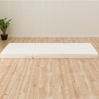 値下げしました　ニトリ 3つ折り高反発マットレス　ダブルの画像