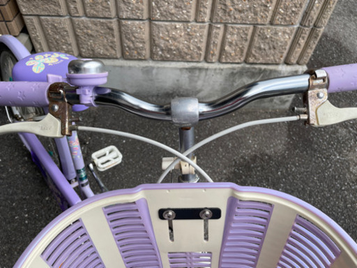 【取引完了しました】女の子 22インチ自転車 ブリヂストン エコパル 新品LEDライト ヘルメット付き
