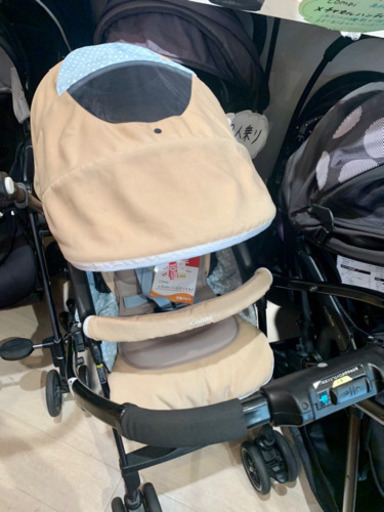 ■店頭引取限定■美品☆コンビ　ベビーカー　メチャカルハンディ4キャス