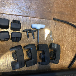 スーリー THULE 754 フット＋969 ウイングバー セット プリウス アルファ ベースキャリア キャリア　ルーフラック THULE Rapid system フット754 + ウィングバー969B