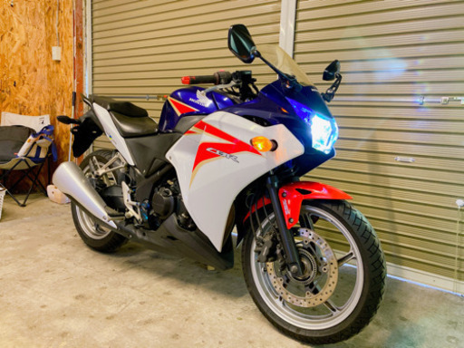 ホンダ　CBR250R 配送可能　支払いは現金or振り込みも可能