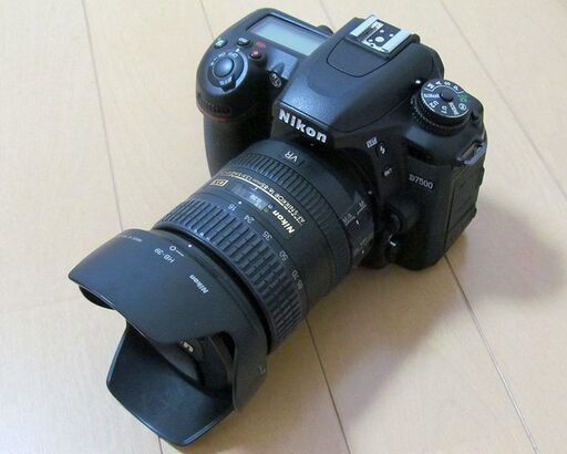 ご購入済　一眼レフ Nikon D7500ボディ・16-85mmレンズ・SB700フラッシュ