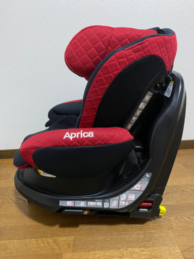 Aprica フラディアグロウ　ISOFIX 360度回転式　チャイルドシート
