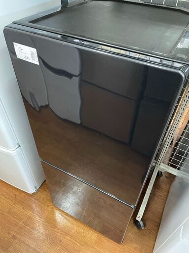 ユーイング　2ドア冷蔵庫　UR-F110H　2017年製　１１０L