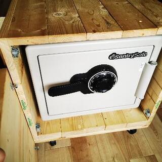 金庫　耐火金庫　美品 コクヨ製の耐火金庫！美品です☆