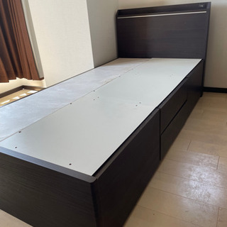 無料でお譲りします！ニトリ　シングルベッドの画像