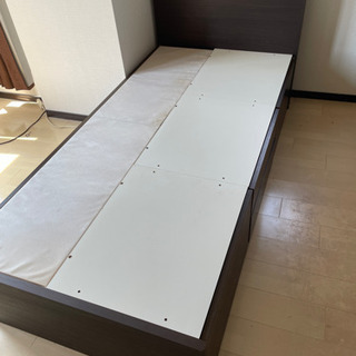 無料でお譲りします！ニトリ　シングルベッドの画像
