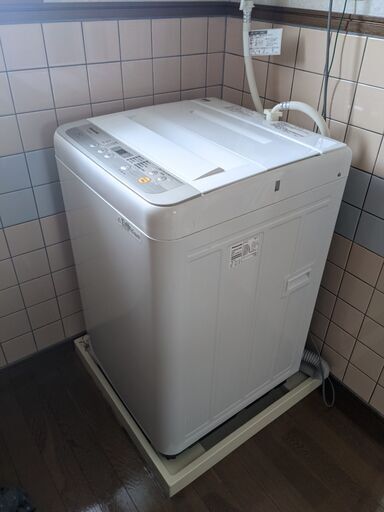 パナソニック　洗濯機　NA-F50B12　5kg 47L