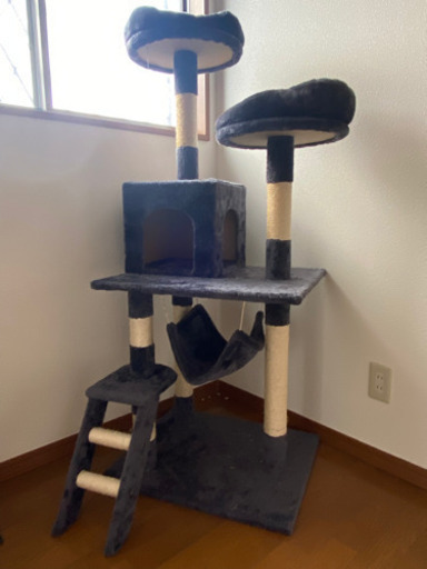 キャットタワー