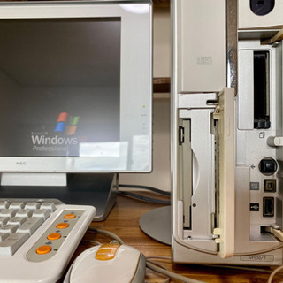 NEC デスクトップパソコン F15T71(W) PC  PC-VF5007Dの画像