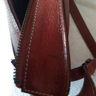 ★お取り引き中です★断捨離したいので、更に半額。これが最後です!　日本の職人が丹精込めて作る老舗のブランド　Dakota　革製品　ショルダーバッグ　の画像