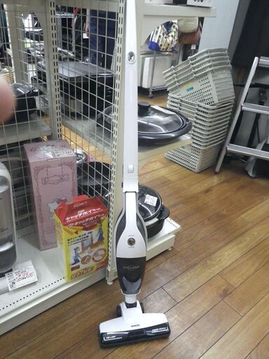 ヤマゼン 充電式スティック掃除機 ZSC-L096YA 2020年製【モノ市場東浦店】