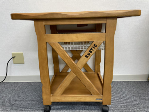 カリモク　キッチンワゴン　ルスティック