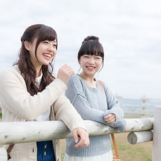 月収100万円も夢じゃない！ライバーなりませんか？
