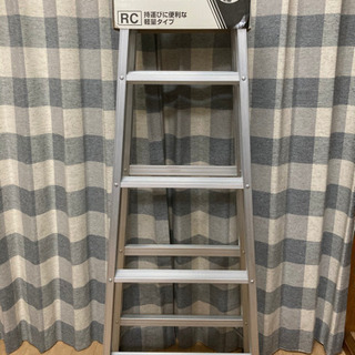 脚立・はしご兼用タイプ