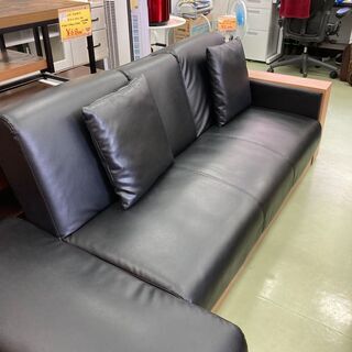 【リサイクルショップ　ピカソ　小松原】Natura/sofa&Bed　ナトゥーラ　ブラックレザー調　天然木　ウレタンフォームの画像