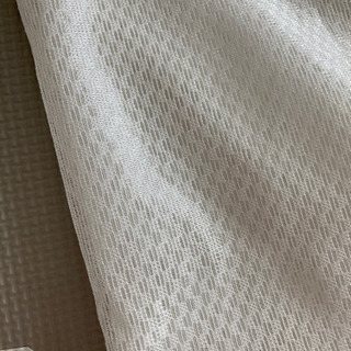 布カーテンとレースカーテンのセットの画像