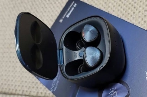 Noble　Falcon pro