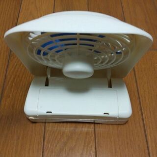卓上式扇風機（サーキュレーター）ARESSA（角度調整可能・強弱切り替え可能）の画像