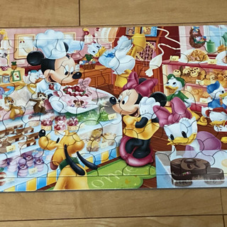 チャイルドパズル　80ピース　ミッキーのケーキ屋さんの画像