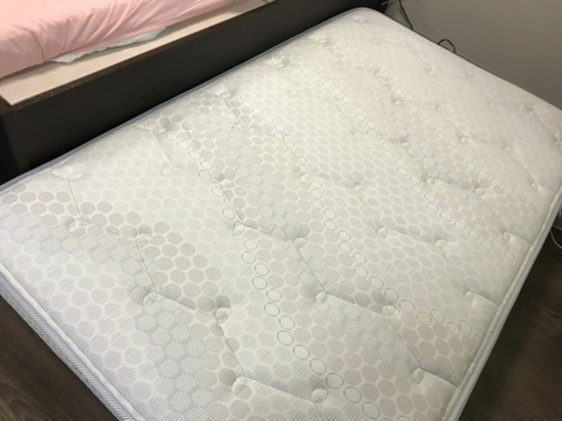 大塚家具　セミダブルベッド(サイズオーバーのため、ジモティー便不可)