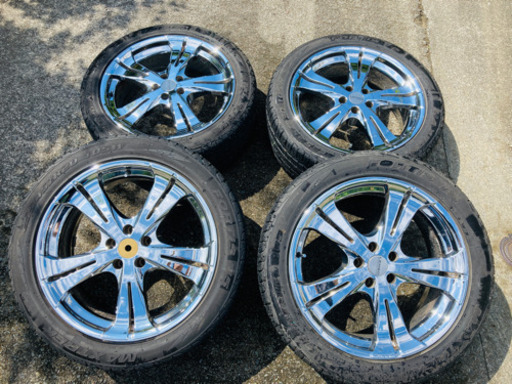 20インチのタイヤとホイールセットです！【値下げ！！】