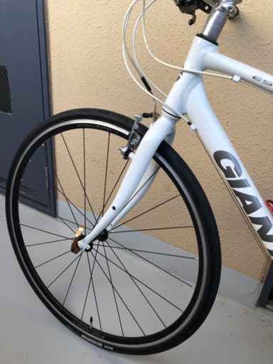 GIANT  ESCAPE  Ｒ３　2015年式値下げします！