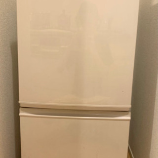 SHARP冷蔵庫　一人暮らしの画像