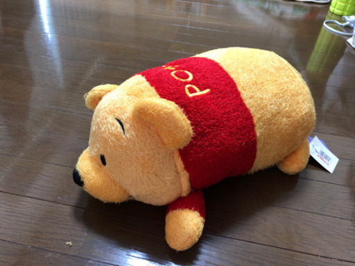 くまのプーさんのぬいぐるみ