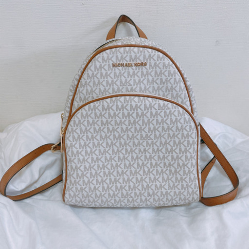 MICHEAL KORS リュック 商談中