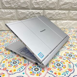 2017年製高性能！第7世代Corei5/SSD/2in1/ SIMフリー/タブレットPCの画像