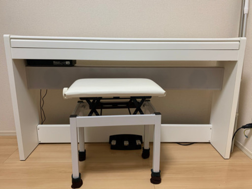 ＊購入者様確定＊　椅子つき電子ピアノ　KOLG LP-380 18年製