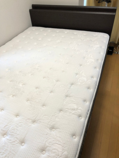 【現地引き取りでお願いします】ニトリ　ダブルベッド　マットレス