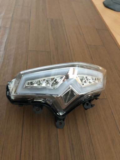 ヤマハ　マジェスティS用　ラインLED テールランプ