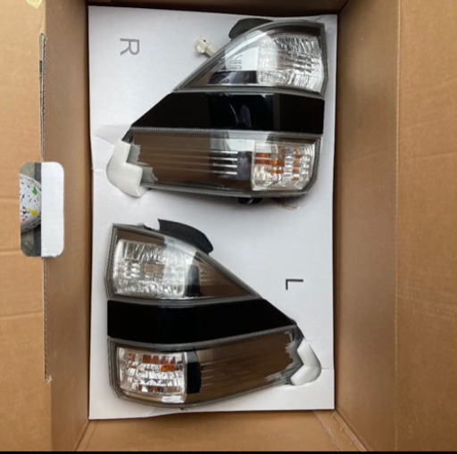 テールランプ（ベルファイヤ 純正）