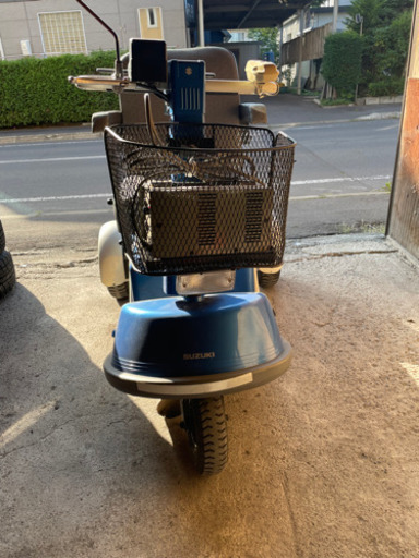 シニアカー　スズキ　ET-A 電動車イス　車椅子