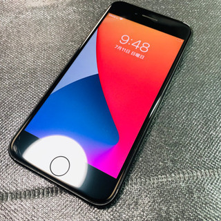  iPhone7 128GB JetBlack 100% SIMFREE 保護ガラス付き