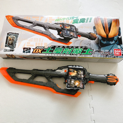 DX土豪剣激土　仮面ライダーセイバー　　中古