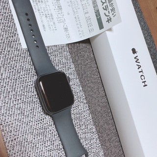 Apple Watch SE GPSモデル　スペースグレイ