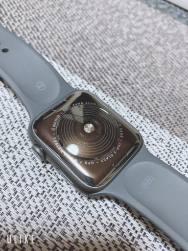 Apple Watch SE GPSモデル　スペースグレイ