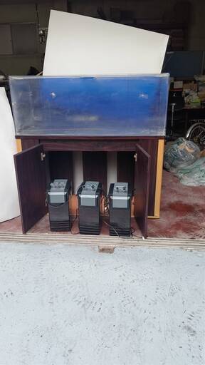 ★引き渡し完了★【水槽・ろ過器】　アクリル120×45×45 エーハイム　３台