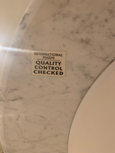 天然大理石テーブル