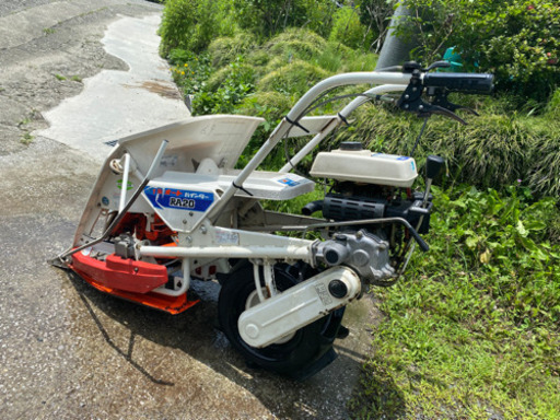 クボタ一条刈一輪オートバインダーめぐみRA20