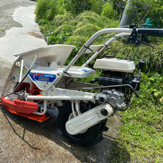 クボタ一条刈一輪オートバインダーめぐみRA20の画像