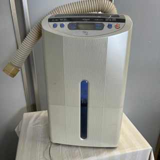 日立　ダクト付き除湿機　早い者勝ち　値下げしました