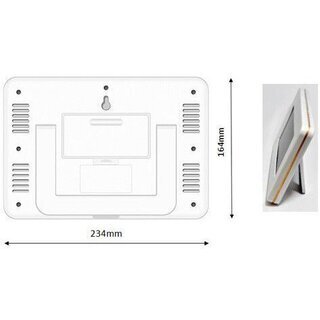 ＴＶお天気中継で使用されている超大画面デジタル温湿度計 の画像