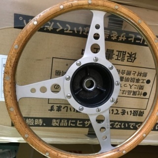 ローバーミニ用モトリタウッドです。値下げしました。