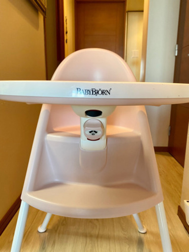 ベビービョルン ハイチェア  希少色 薄ピンク✖️ホワイト BABY BJORN 説明書付き